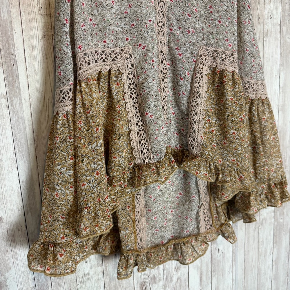 POL Boho Mixed Print Lace Trim Sleeveless Tunic Top - Picture 4 of 10